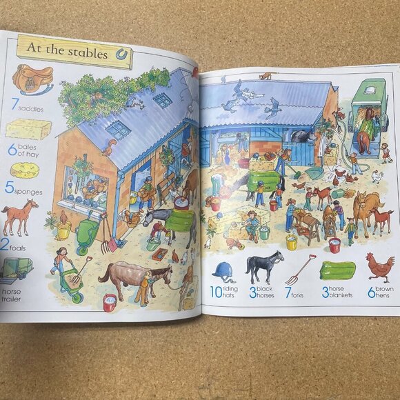 The Usborne Bog Book of things to spot - over 4,000 pictures to find - Picture 4 of 5